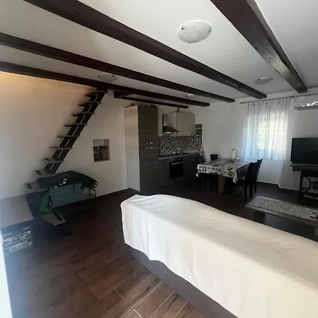 Holiday home Magdalena Vacation House Punat